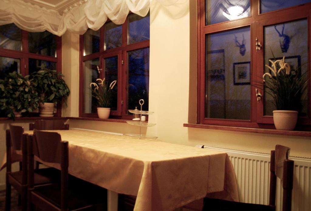 A.Dalia Hotel Karlovy Vary Bagian luar foto
